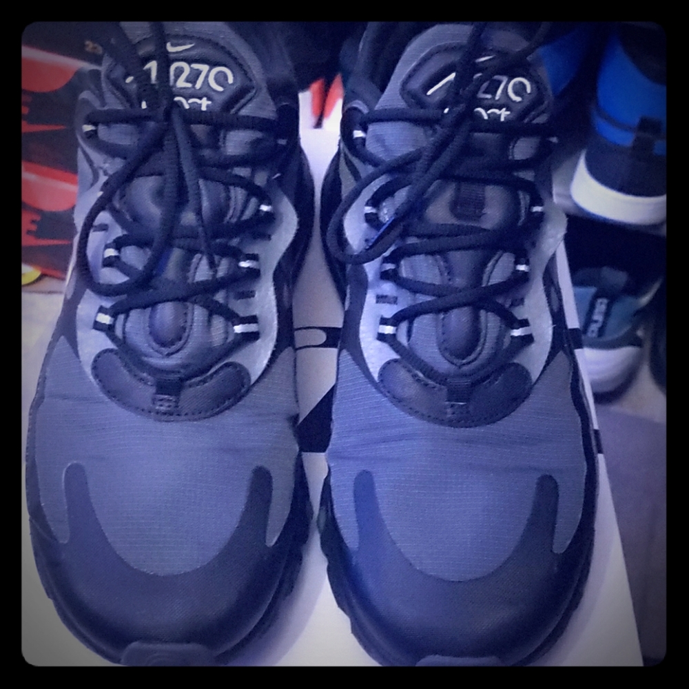 Nike air max 270 react size 9.5